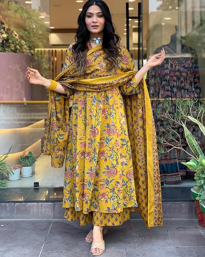 Women Anarkali Gosriki Kurta Set with Dupatta